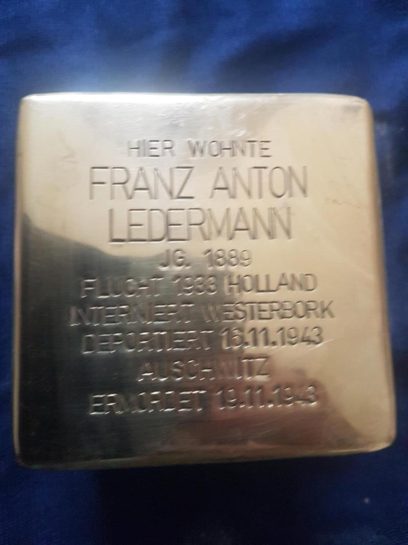 Stolperstein Franz Ledermann, Foto: Initiative Mitte
