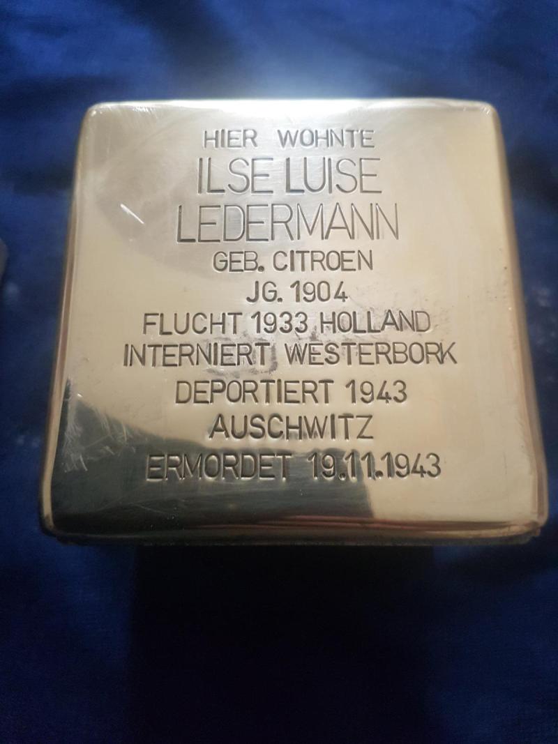 Stolperstein Ilse Luise Ledermann, Foto: Initiative Mitte