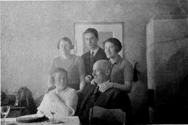 Zeugnis von Ahawas Scholaum, Dokument: Familienbesitz