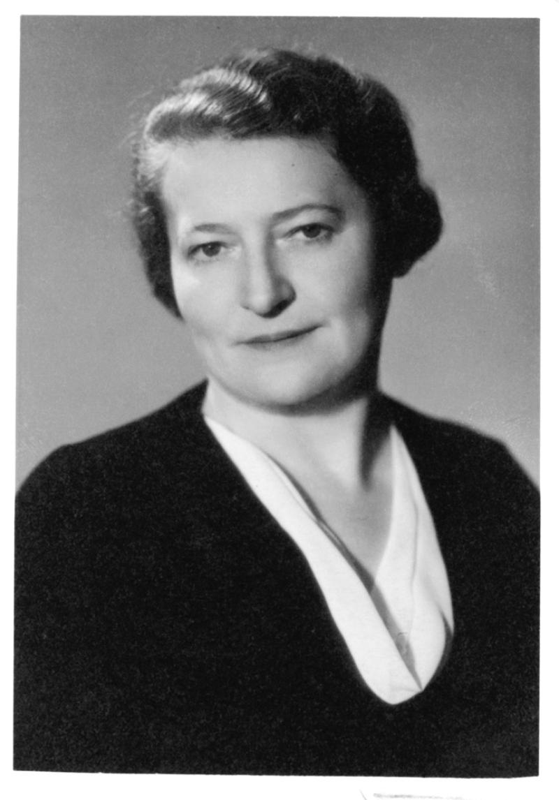 Portrait von Esther Brandenburg