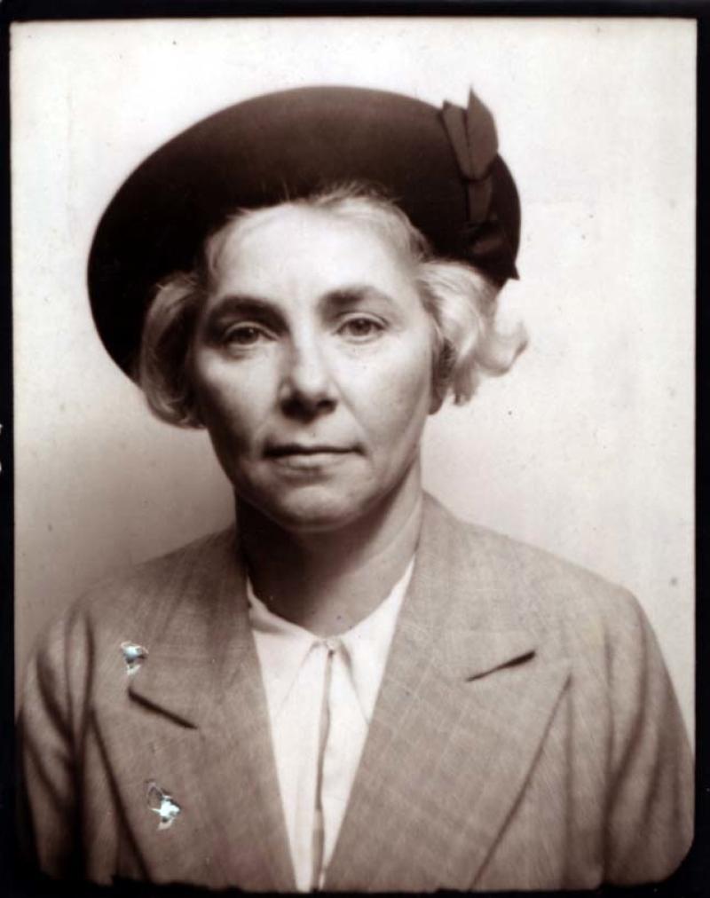 Portrait von Eva Bernhard