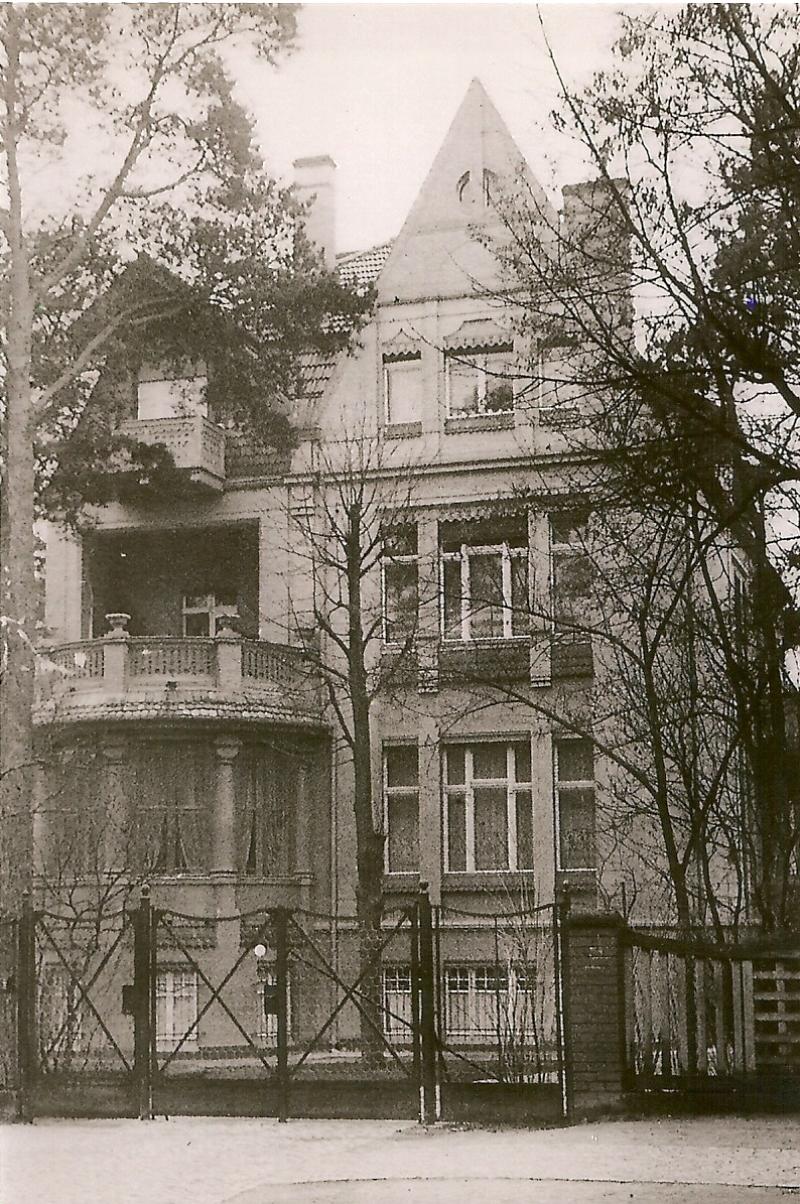 Spanische Allee 8  (c) Projekt Stolpersteine/Familienbesitz