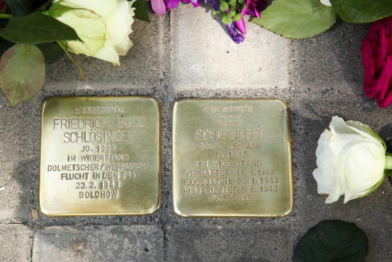 Stolpersteine Rose und Friedrich Bodo Schlösinger © Stefan Hochhuth
