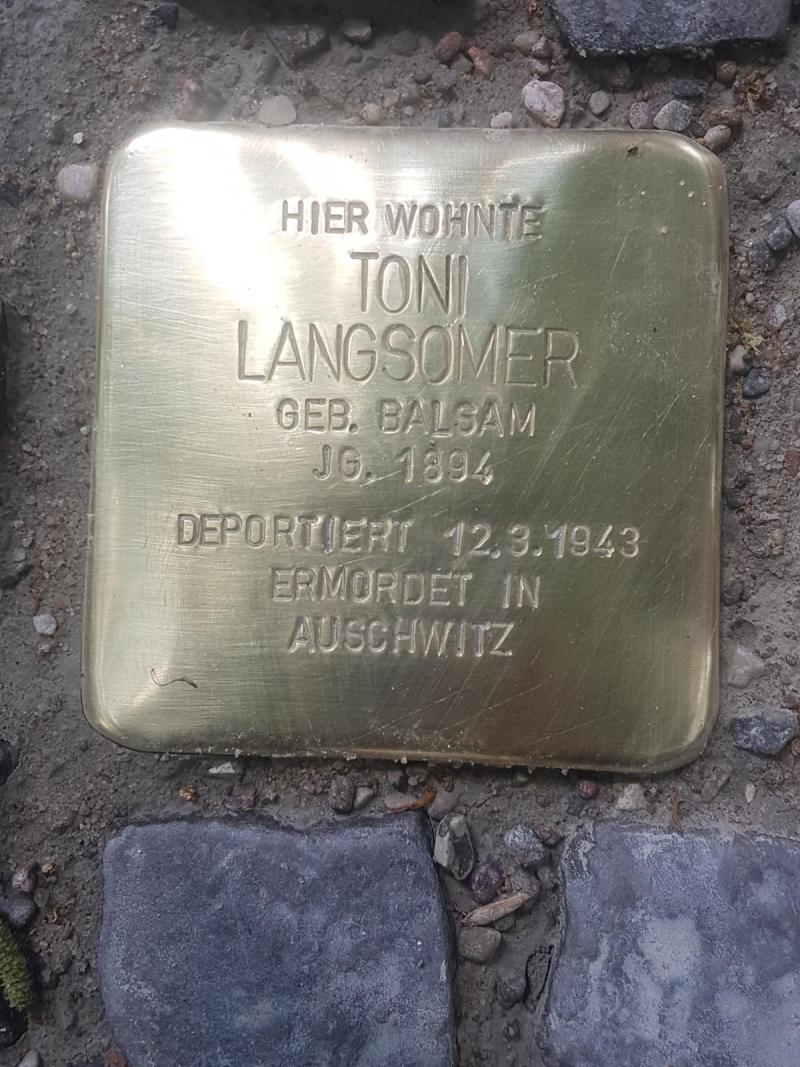 Stolperstein Toni Langsomer, Foto: Initiative Mitte