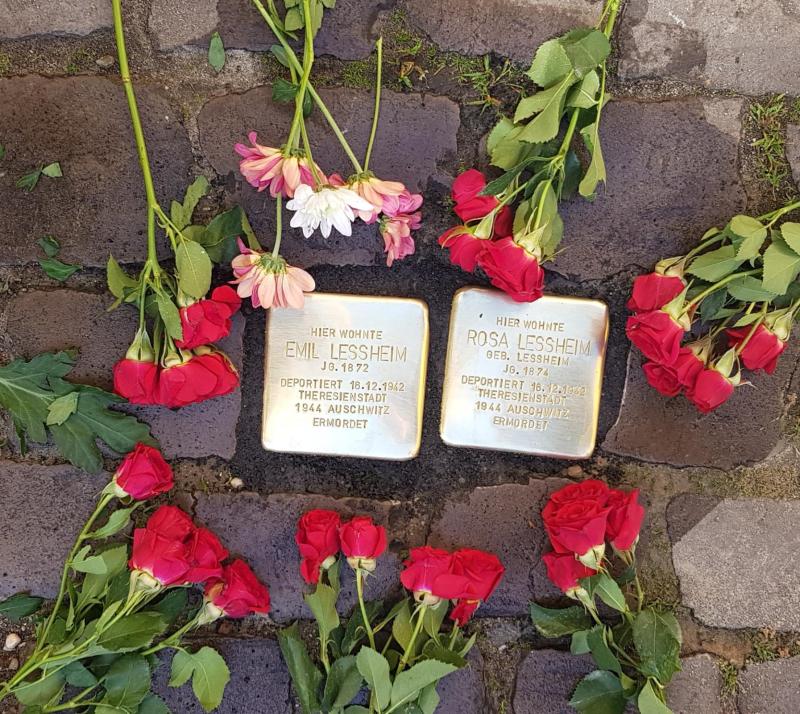 Stolpersteine für das Ehepaar Lessheim © P. Gutsche