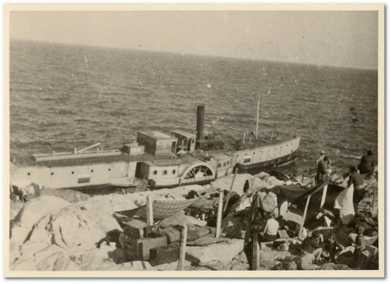 Flussdampfer Pentcho vor Kamilonisi © United States Holocaust Memorial Museum, Rudolph Fellner and Anita Heufeld Fellner Collection