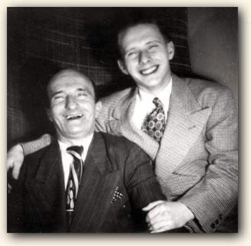 Siegbert mit seinem Vater Max,1948 in New York City (c) The Yiddish Radio Project