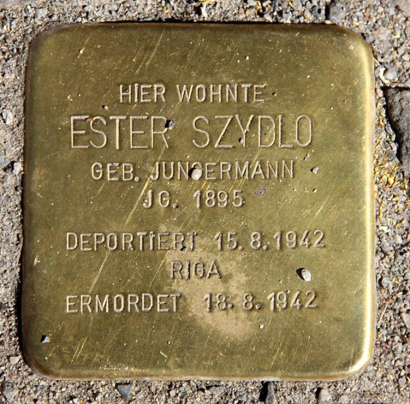 Stolperstein für Esther Szydlo   © OTFW