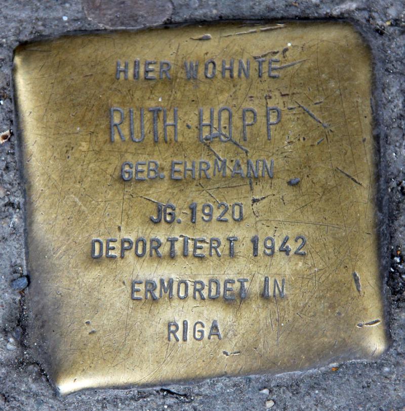 Stolperstein Ruth Hopp  © OTFW