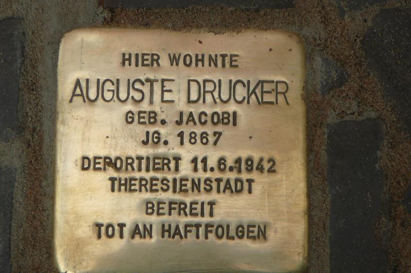Foto:Initiative Stolpersteine Charlottenburg-Wilmersdorff