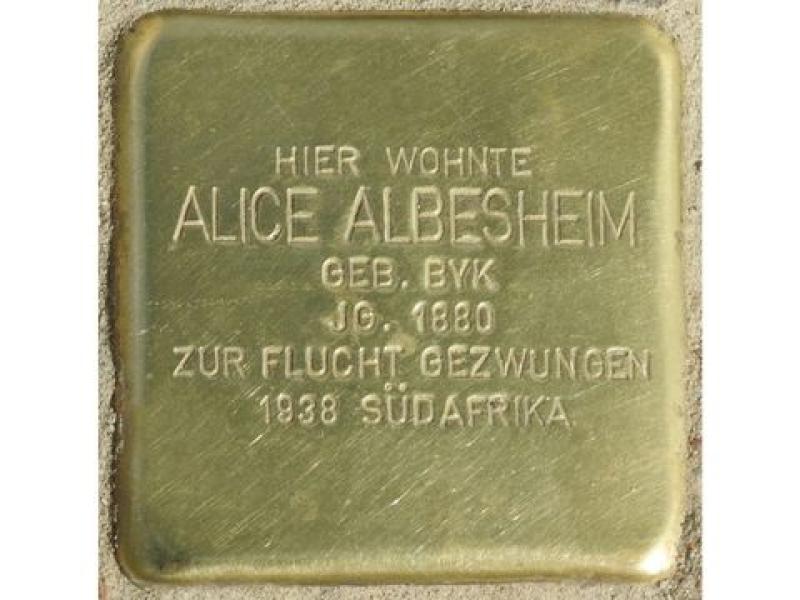 Stolperstein Alice Albesheim © H. J. Hupka