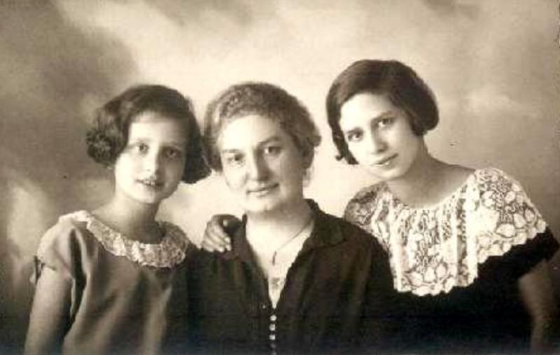 Anna, Hannah und Lotte Aaron (etwa 1925)