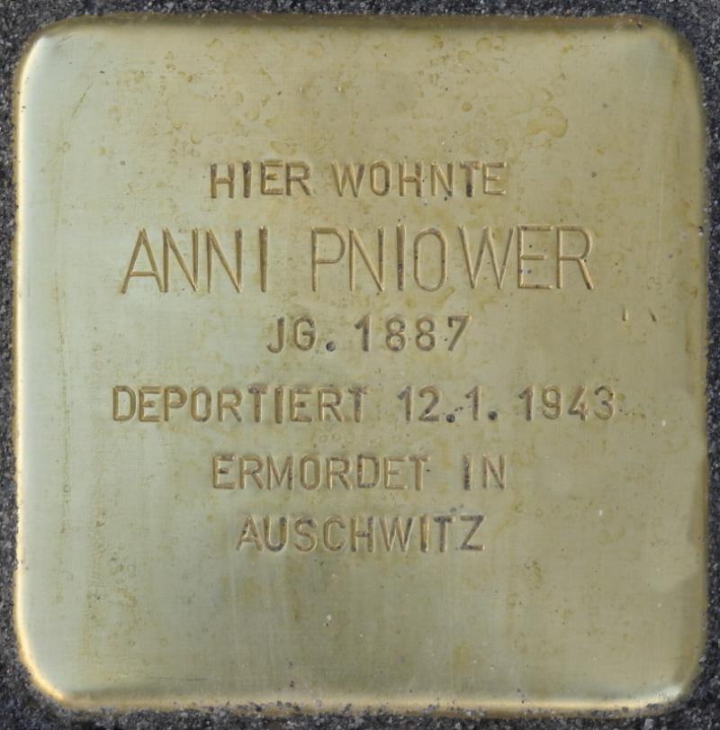 Stolperstein für Anni Pniower; Bild: Stolpersteine-Initiative CW, Hupka