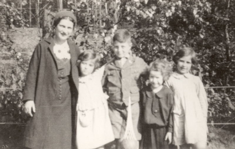 Antonie, Erwine Leavor, Rudi Leavor, Helga, Rosemarie 1935, Foto: privat