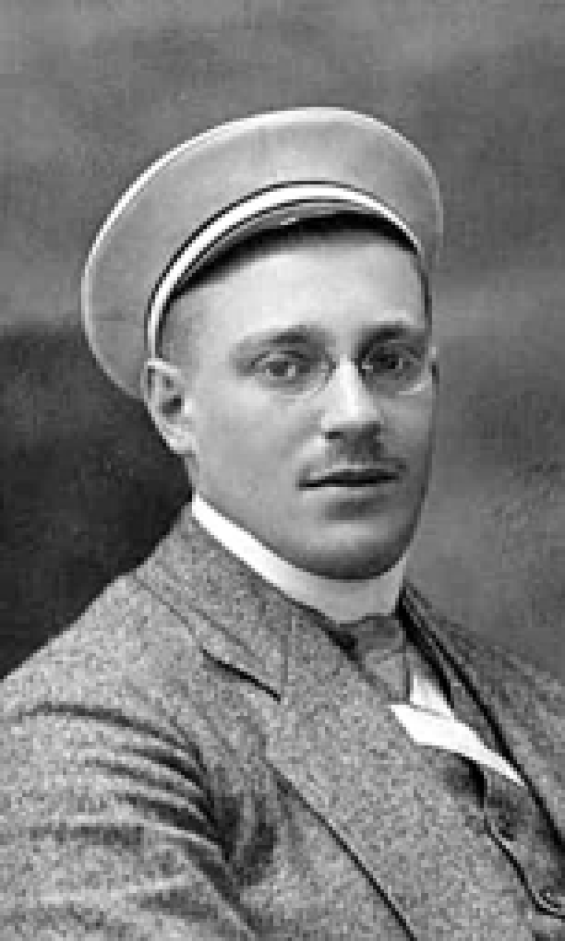 Alfred Beutler als Medizinstudent in Couleur einer nicht-identifizierten Studentenverbindung, undatiertes Photo; Bild: privat