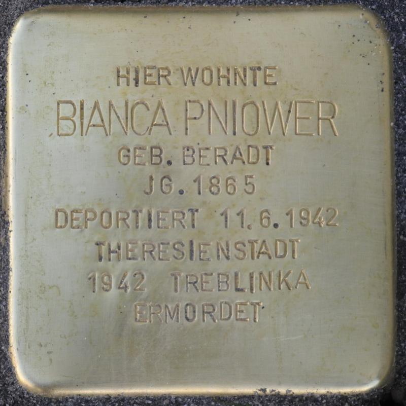 Stolperstein für Bianca Pniower; Bild: Stolpersteine-Initiative CW, Hupka