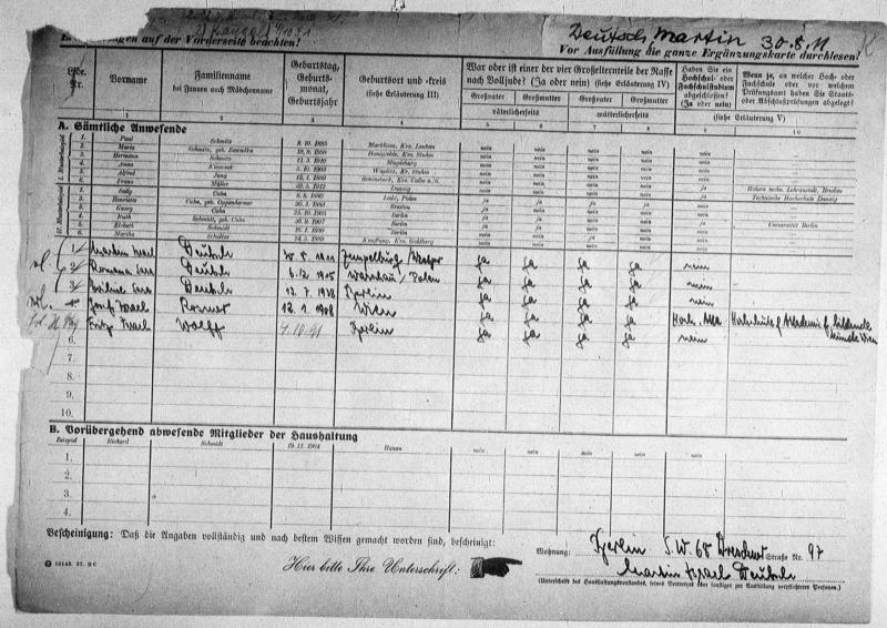 Credit:  United States Holocaust Memorial Museum, Record Group 14.013M, " Reichssippenamt Volkszählung vom 17.05.1938 durchgeführt 1939."   “Berlin, names Daniel, G. – Dienstad, Gertrud,” reel 30, page 1304.