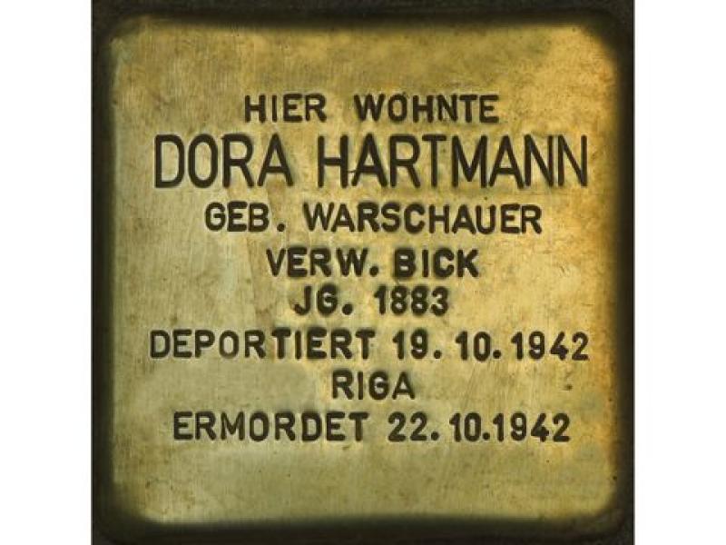 Stolperstein Dora Hartmann © H. J. Hupka