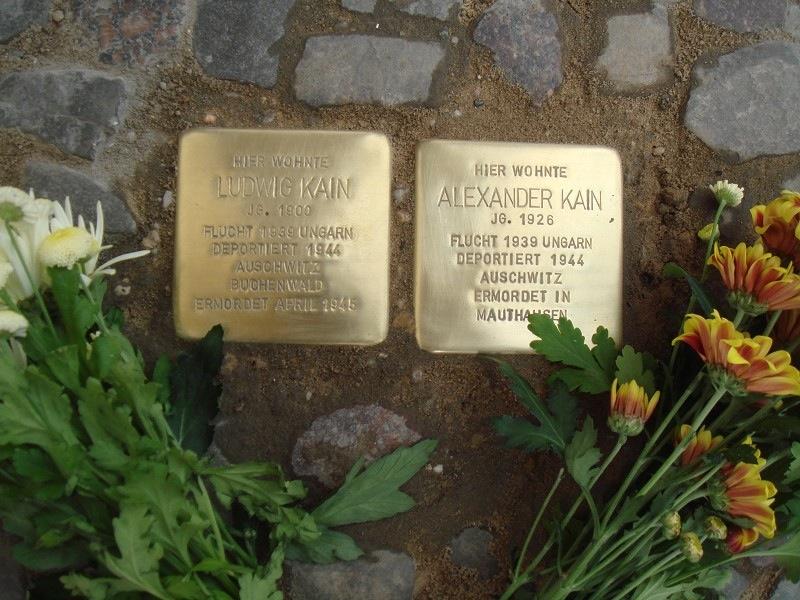 Stolpersteine für Ludwig und Alexander Kain