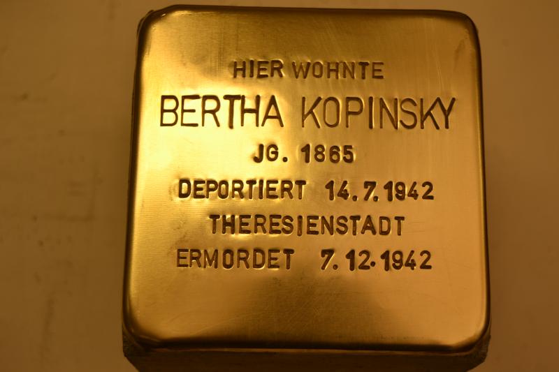 Stolperstein für Erna Friedmann - Foto: Projekt-Stolpersteine Teltow-Zehlendorf