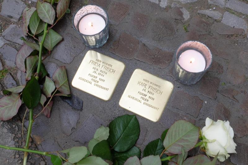 Stolpersteine Frida und Karl Frisch, Aalesunder Str. 3, Berlin (c) Stolperstein Initiative Prenzlauer Berg