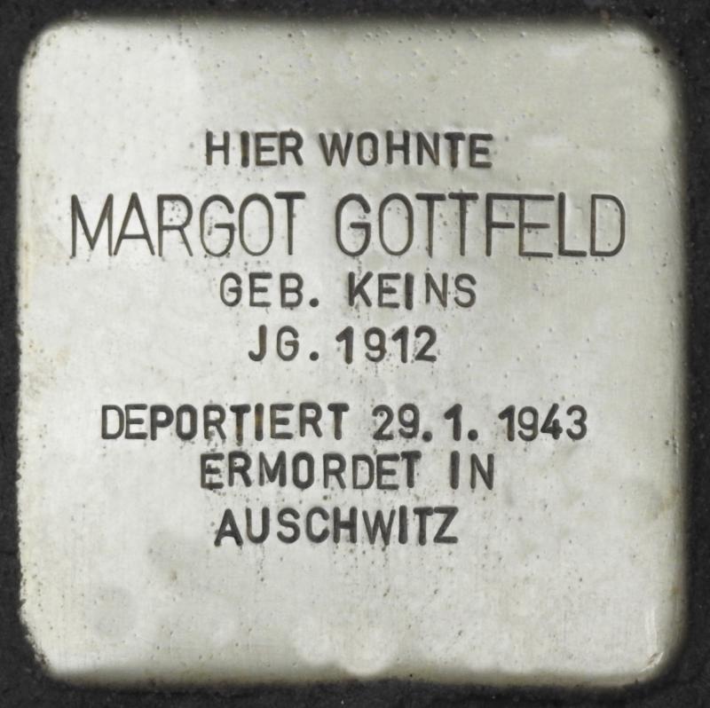 Stolperstein Margot Gottfeld; Bild: Stolpersteine-Initiative CW, Hupka 