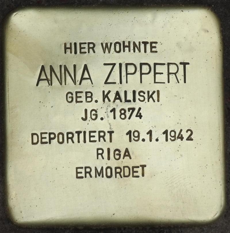 Stolperstein für Anna Zippert; Bild: Stolpersteine-Initiative CW, Hupka