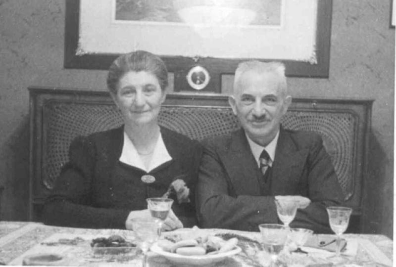 Else und Georg Jottkowitz anlässlich ihrer Silberhochzeit. Copyright: Naomi Johnson