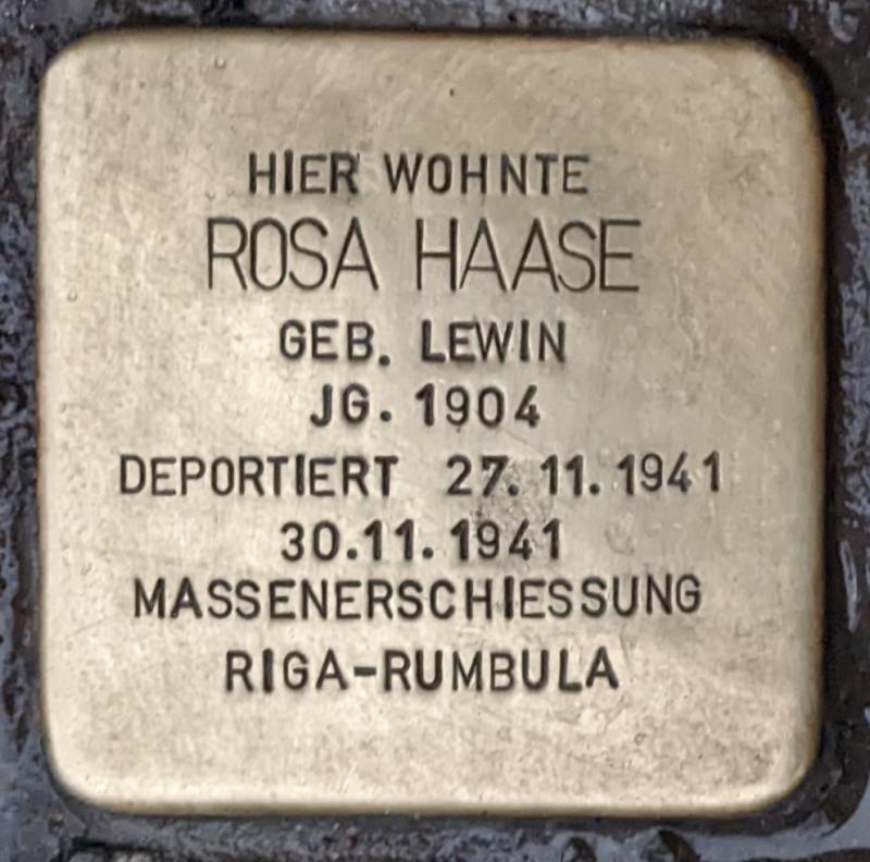 Stolperstein Rosa Haase, Foto: Andrew Dexter 