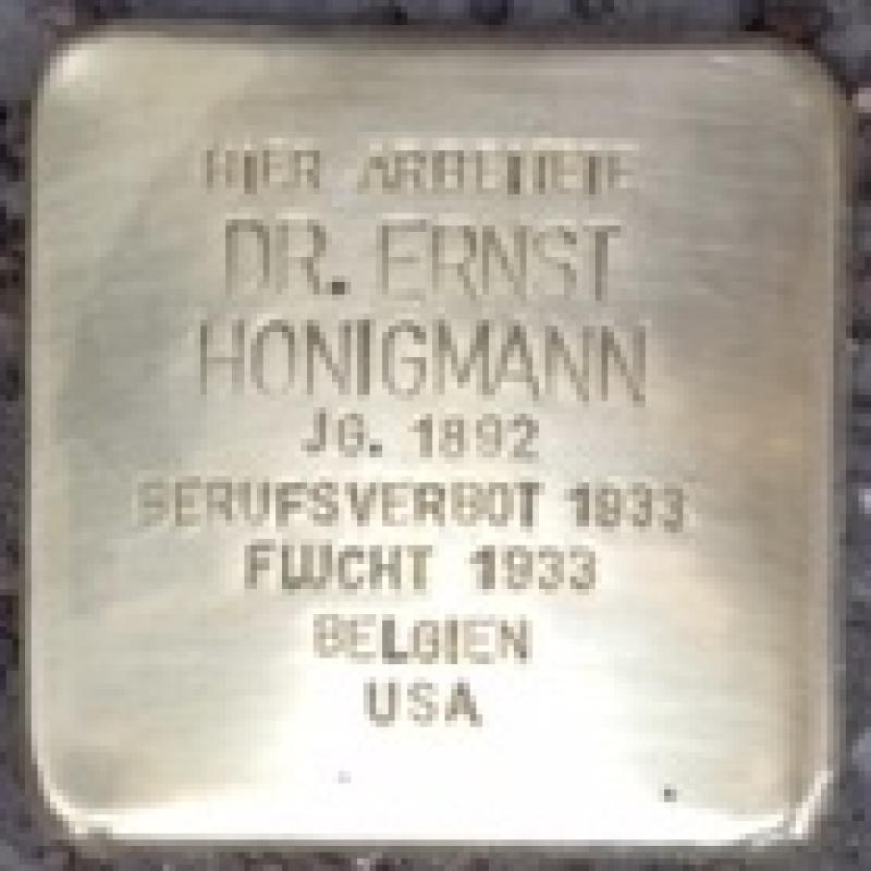 Stolperstein Dr. Ernst Honigmann © Initiative Mitte