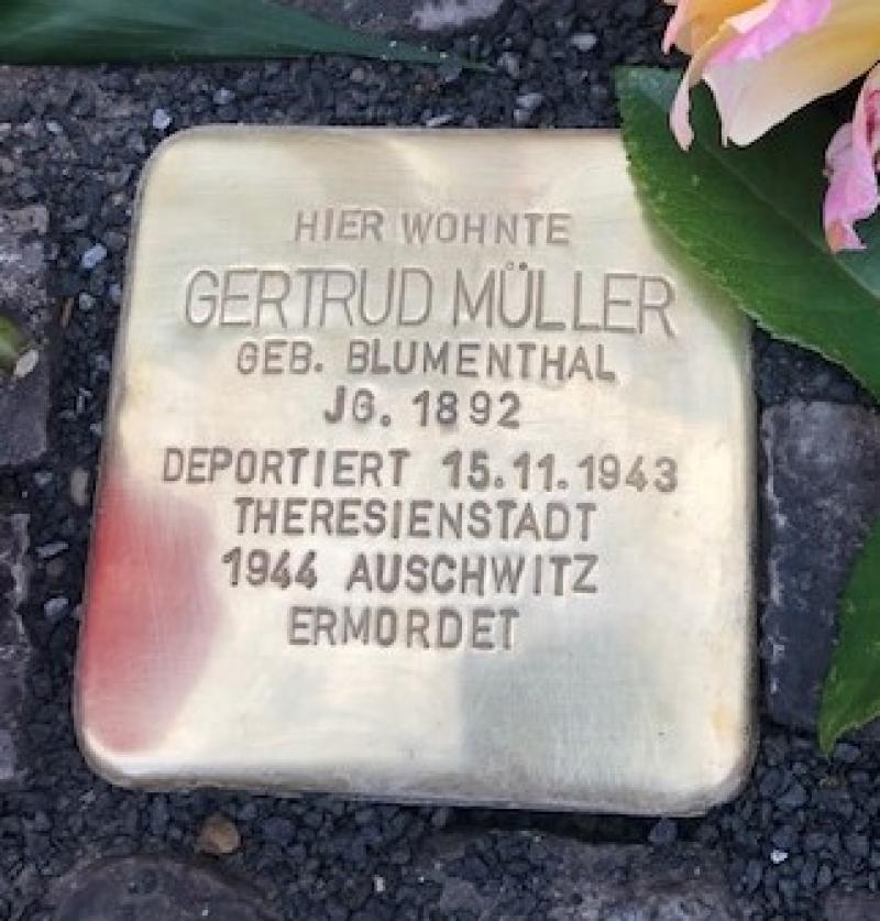 Stolperstein Gertrud Müller, geb. Blumenthal  © S. Davids