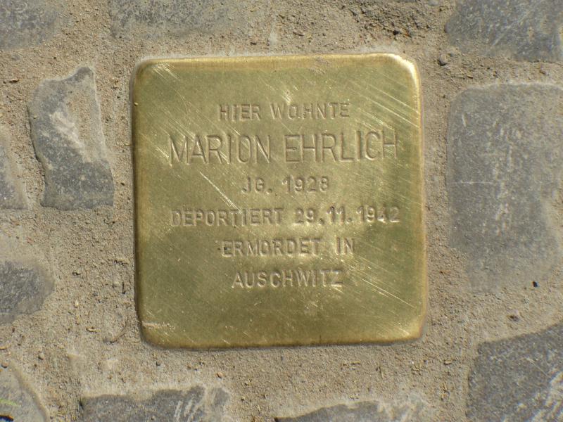 Stolperstein für Marion Ehrlich.