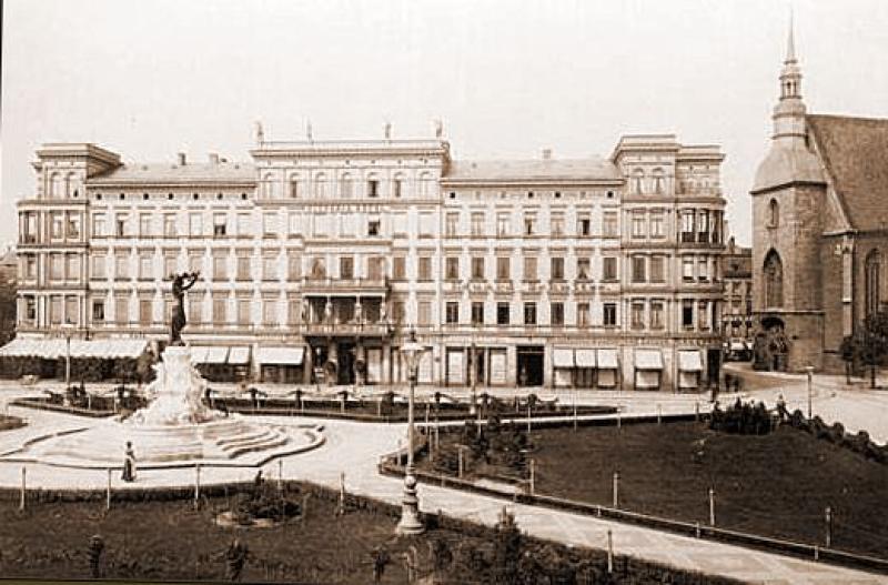 Victoria Hotel am Postplatz, Görlitz, um 1890. Foto: Robert Scholz, Wikimedia Commons