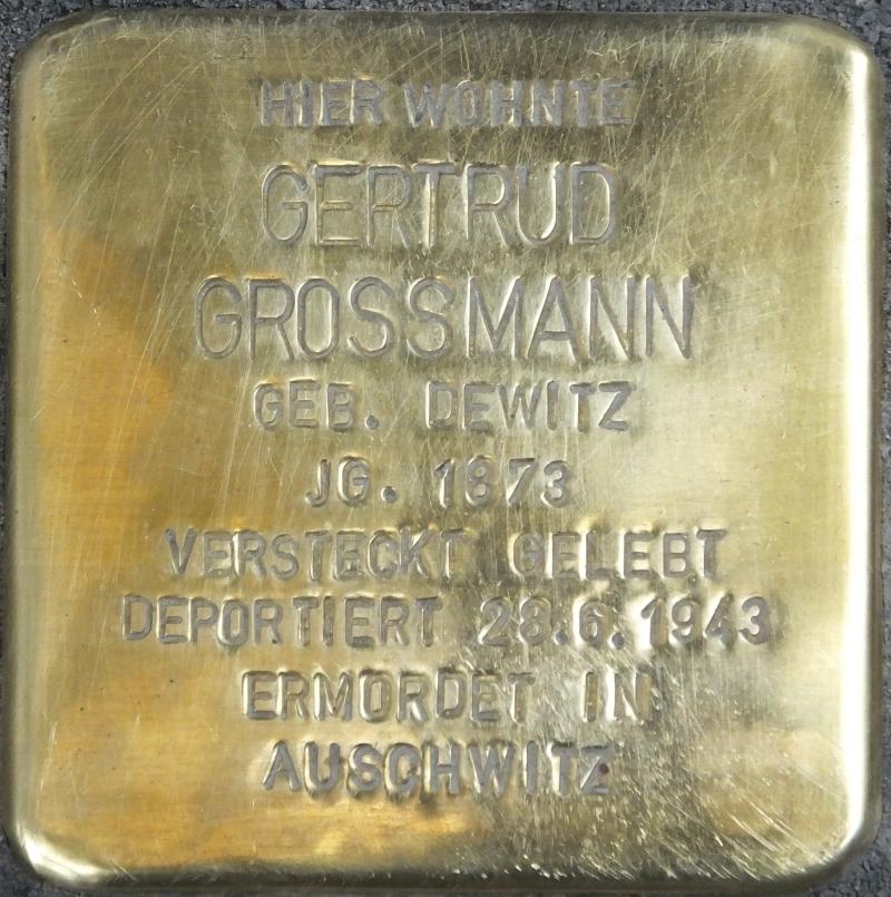 Stolperstein für Gertrud Grossmann, Foto: H.-J. Hupka, 2015