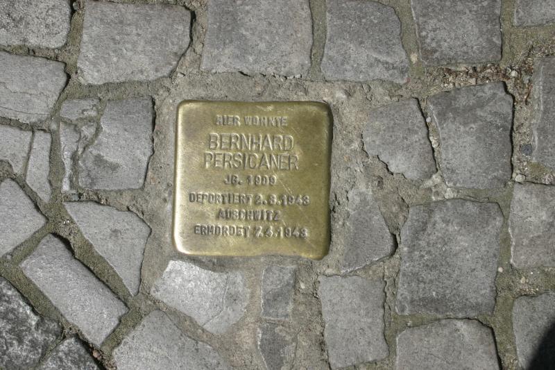 Stolperstein für Bernhard Persicaner. Copyright: MTS