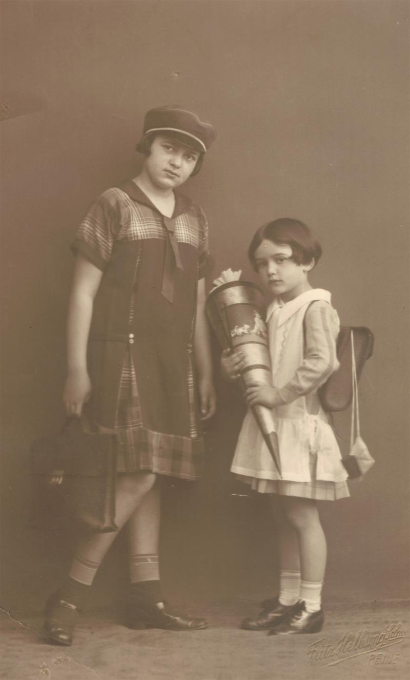 Hannah und Ruth Graetz (rechts). Copyright: Daniel Riecke, Magdeburg