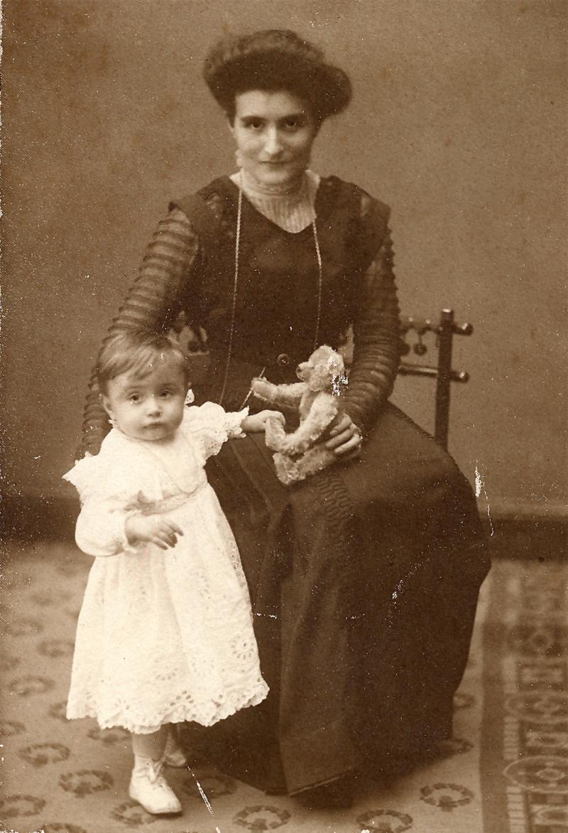 Helene Dörner mit Tochter