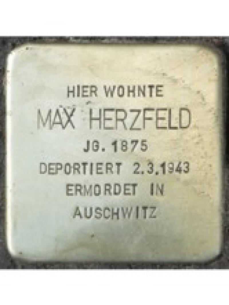  Stolperstein Max Herzfeld Bild: H.-J. Hupka, Stolpersteine-Initiative