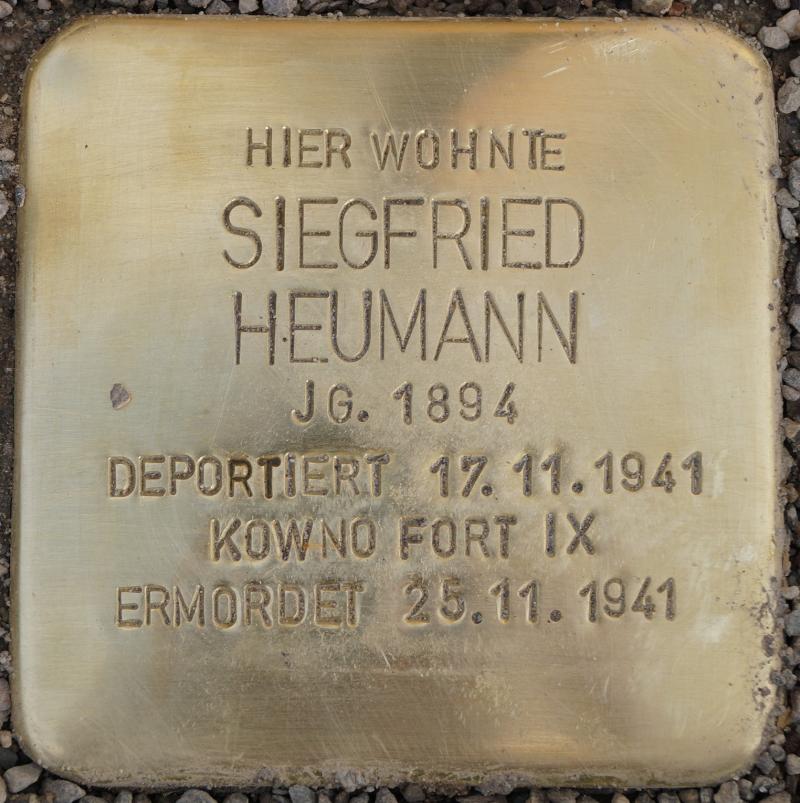 Stolperstein Siegfried Heumann © Museum Neukölln