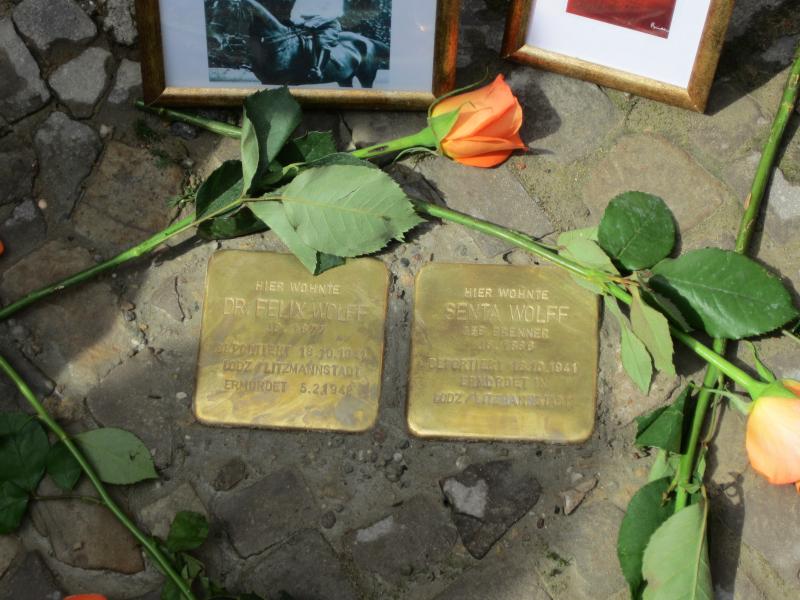 Stolpersteine für Dr. Felix und Senta Wolff. Copyright: MTS