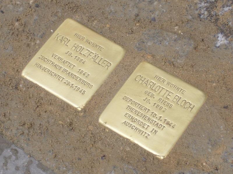 Stolperstein für Karl Holzfäller und Charlotte Bloch