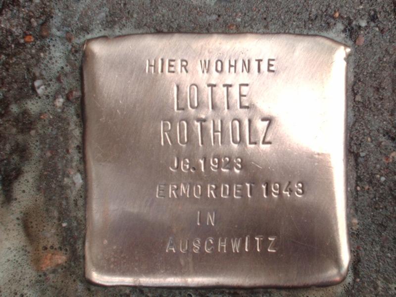 Stolperstein für Lotte Rotholz