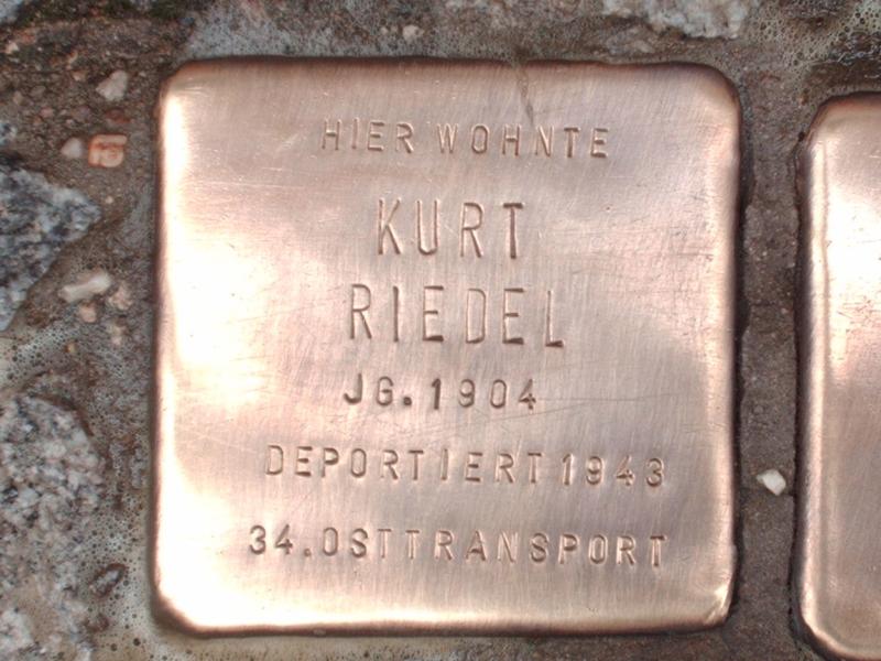Stolperstein für Kurt Riedel