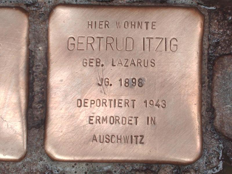 Stolperstein für Gertrud Itzig