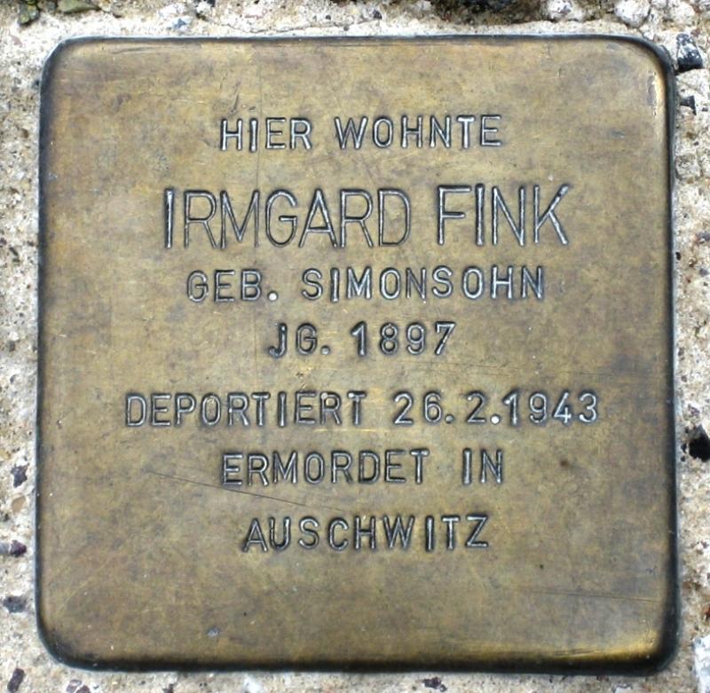 Stolperstein für Irmgard Fink.