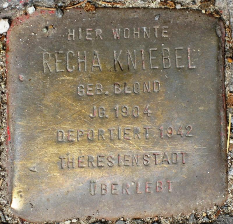 Stolperstein für Recha Kniebel.