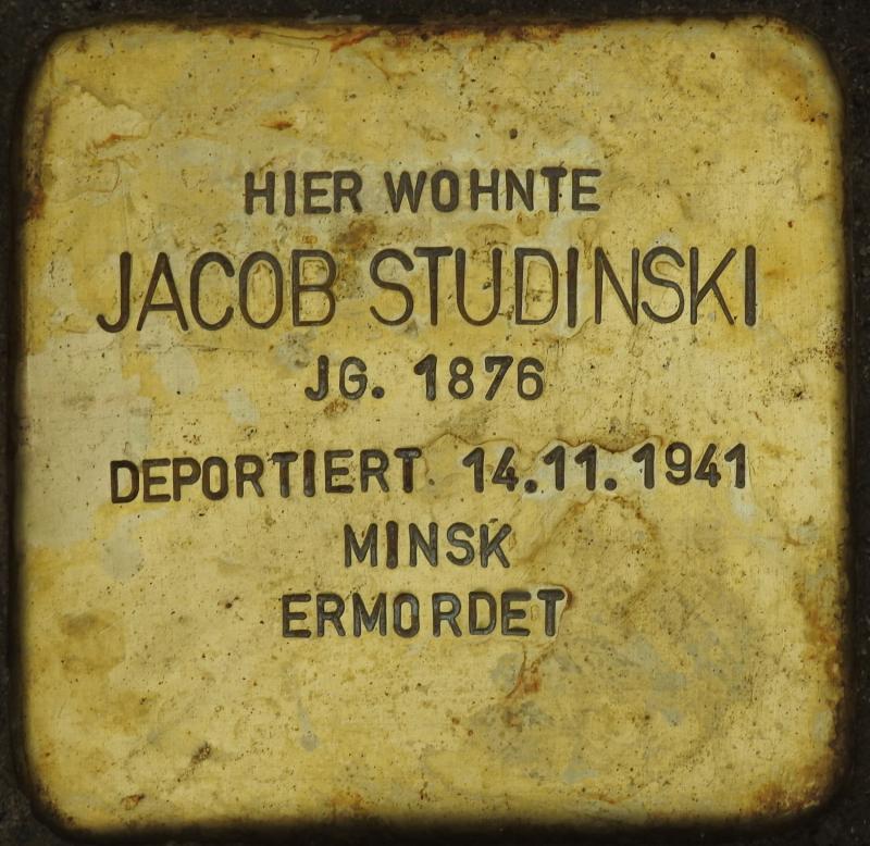 Bild: Stolpersteine-Initiative CW, Hupka Stolperstein Jacob Studinsk