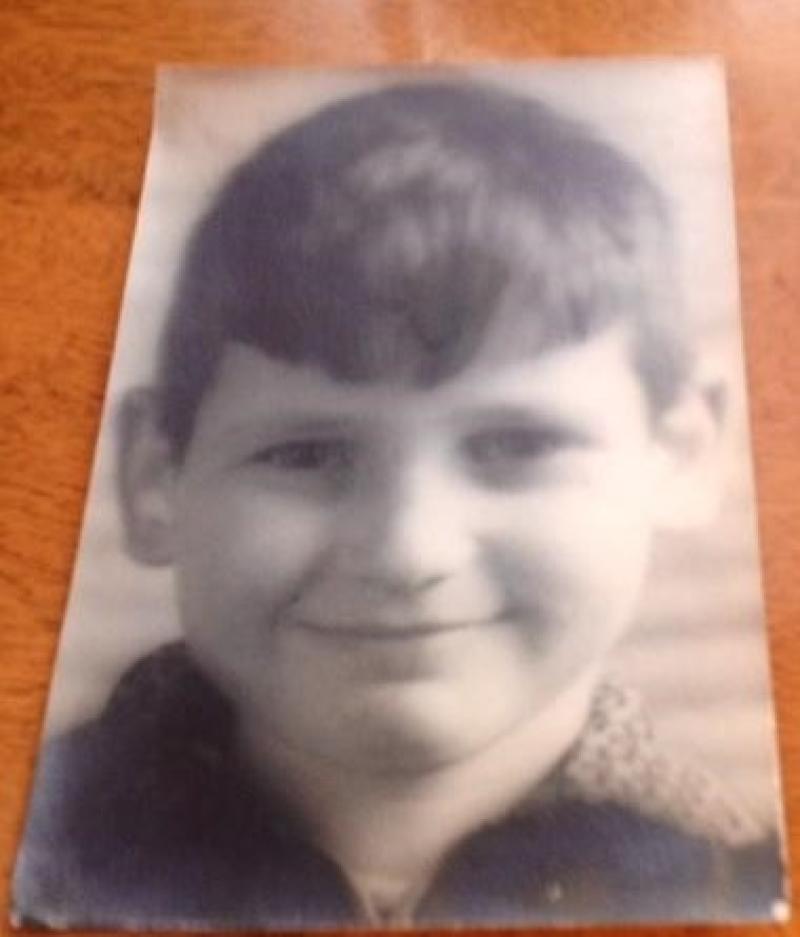 Portrait von John Hirschberg als Kind © Aiyana Wain Hirschberg