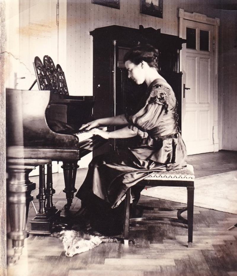 Käthe am Klavier, Foto: privat