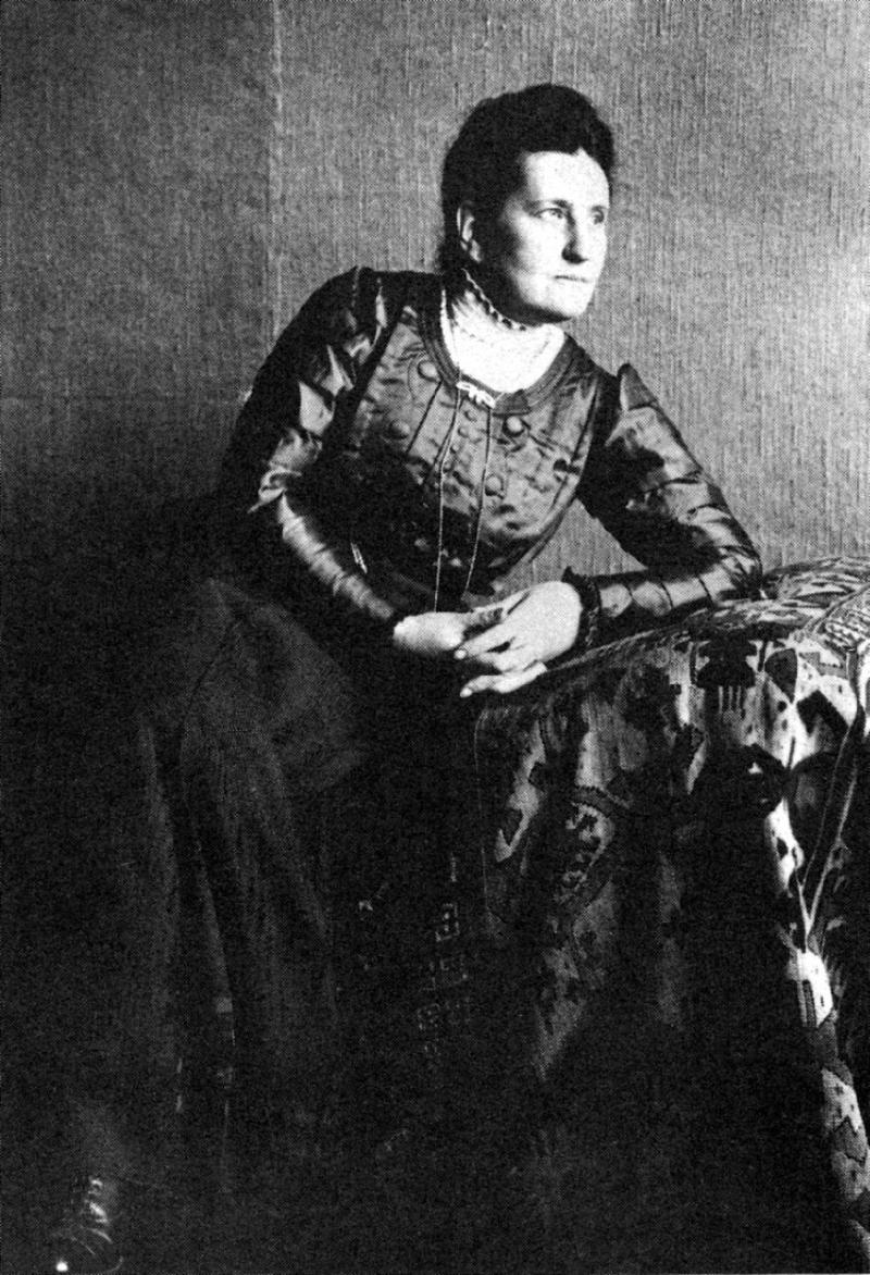 Luise Kautsky © IISG Amsterdam (Aus: Jüdische Frauen im 19. und 20. Jahrhundert Hamburg, 1993)